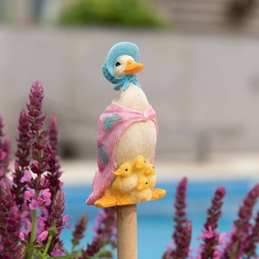 Jardinopia Garden Decor - Topper: Beatrix Potter Jemima Puddle Duck - Polyresin