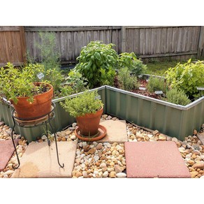 4 Layout options Planter Box