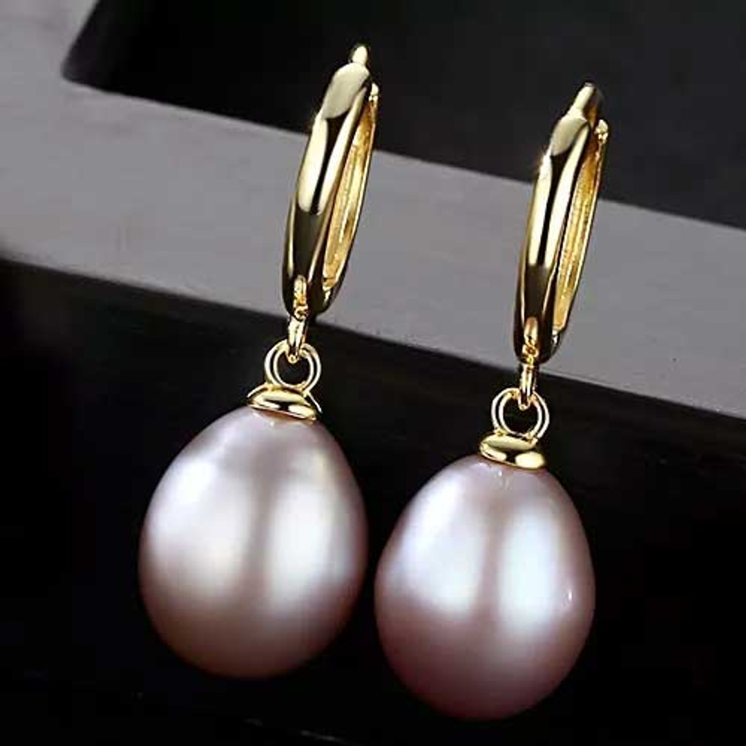 18K Gold Drop Hoop Pearl Earrings "Darla" (Grape)