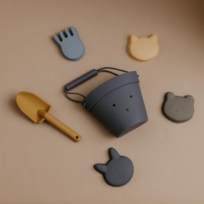 Classical Child Beach Bucket & Toys Set - Blue Bear