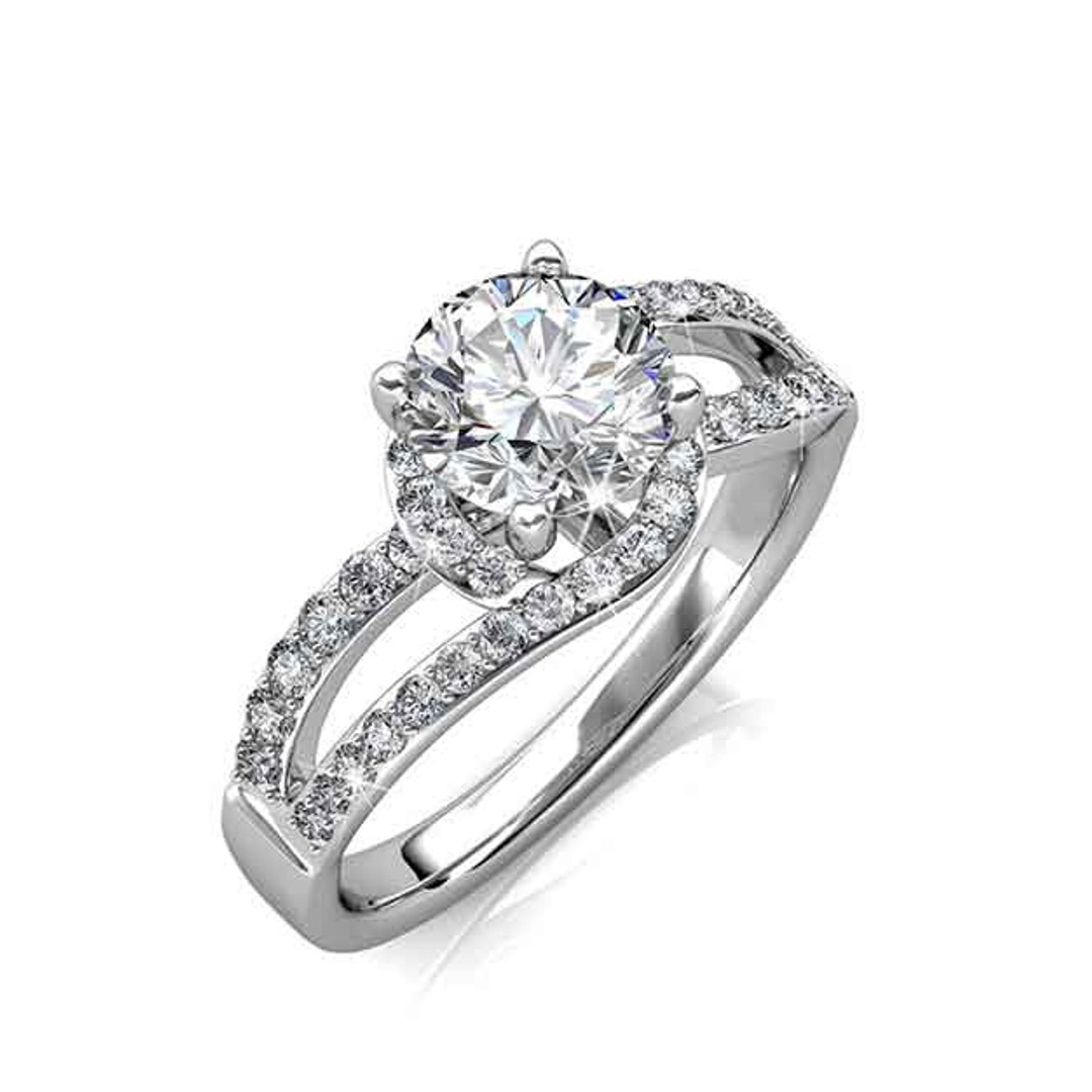18K White Gold Premium Crystal Engagement or Dress Ring "Juliette"