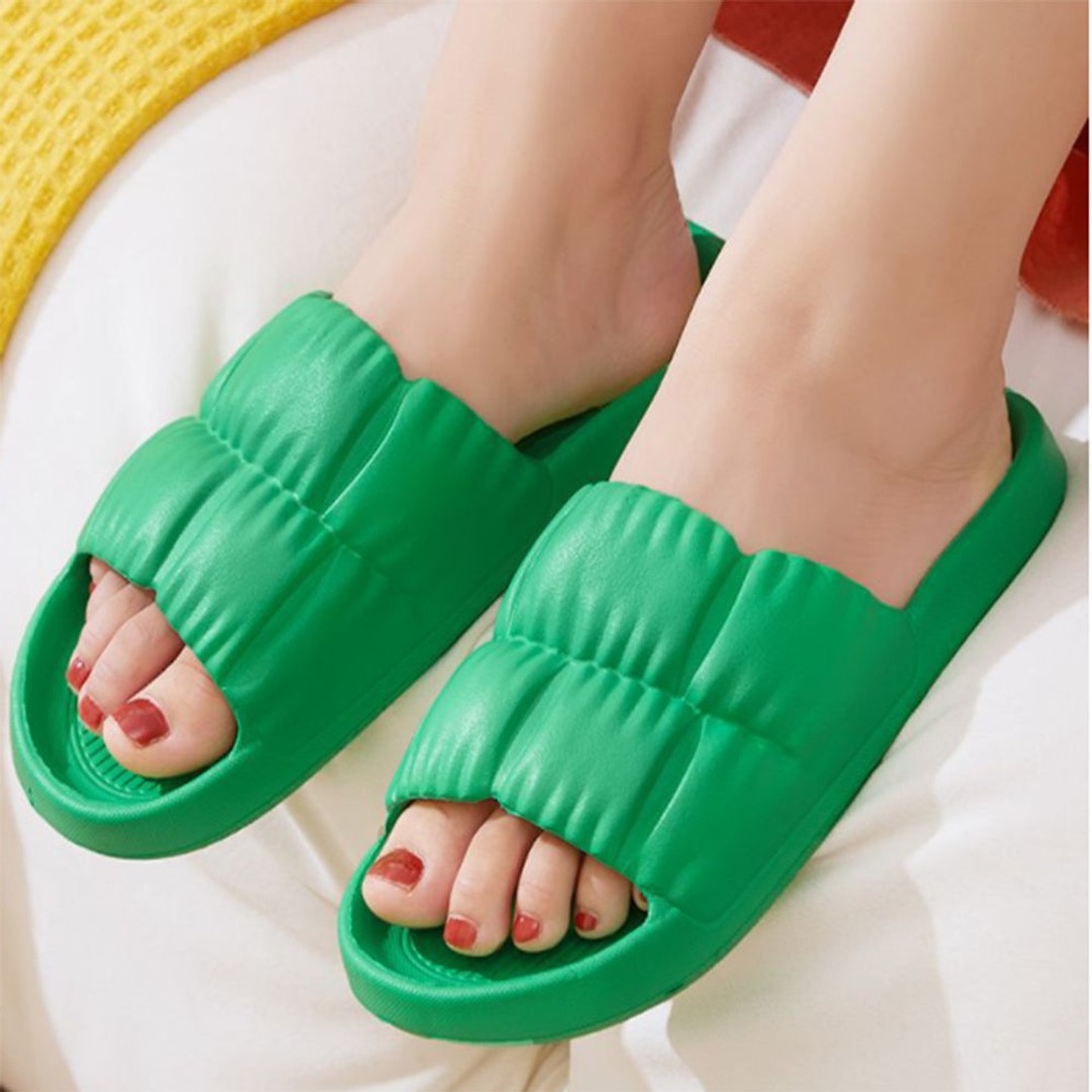 Women's & Men's  Non-Slip Quick Drying Spa Shower Slide Sandal
